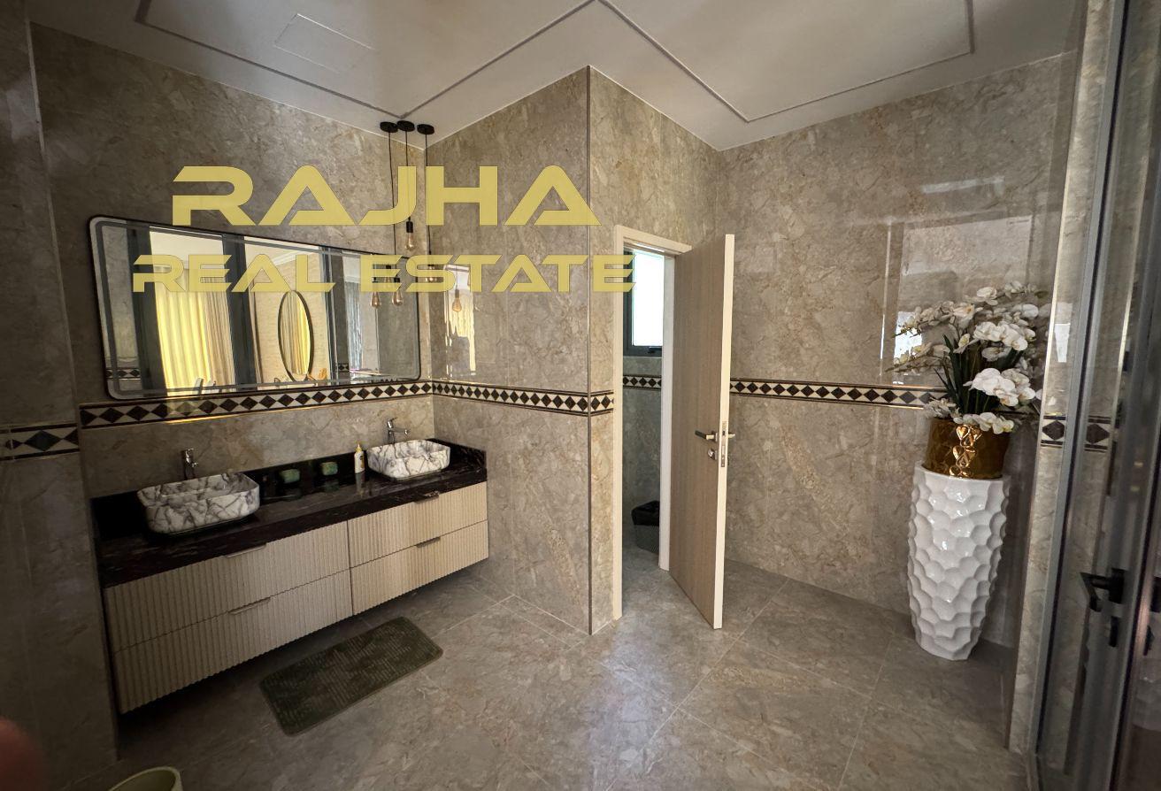 Corner 4 Bed | Fully Furnished | Landscape | Ready photo 28