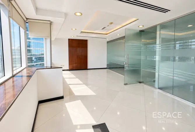152815400 - Property Image 2