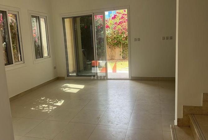 74241145 - صورة العقار 2