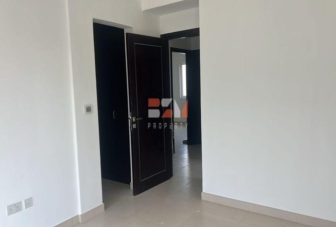 74241145 - صورة العقار 3