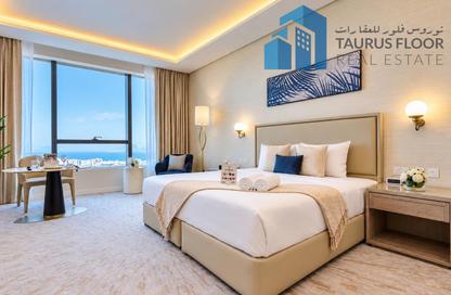 Apartment - Studio - 1 for rent in The Palm Tower - Palm Jumeirah - Dubai