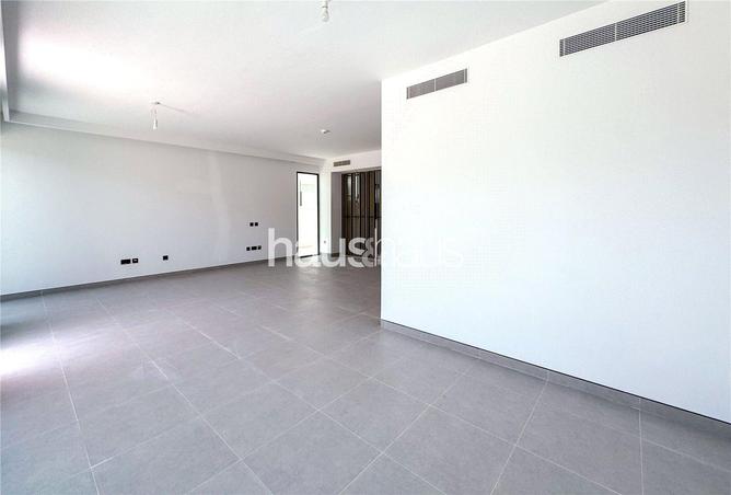 82373518 - Property Image 3