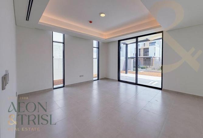 82351087 - Property Image 3