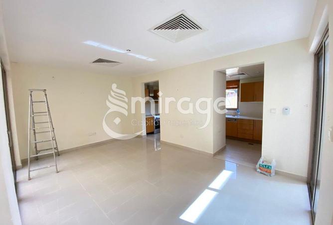 56937879 - Property Image 3