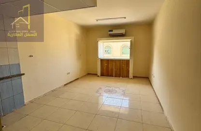 Apartment - Studio - 1 Bathroom for rent in Victoria Tower - Al Gulayaa - Sharjah
