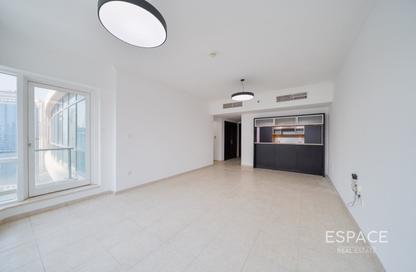 Apartment - 1 - 2 for sale in Al Majara 2 - Al Majara Towers - Dubai Marina - Dubai Apartment - 1 - 2 for sale in Al Majara 2 - Al Majara Towers - Dubai Marina - Dubai
