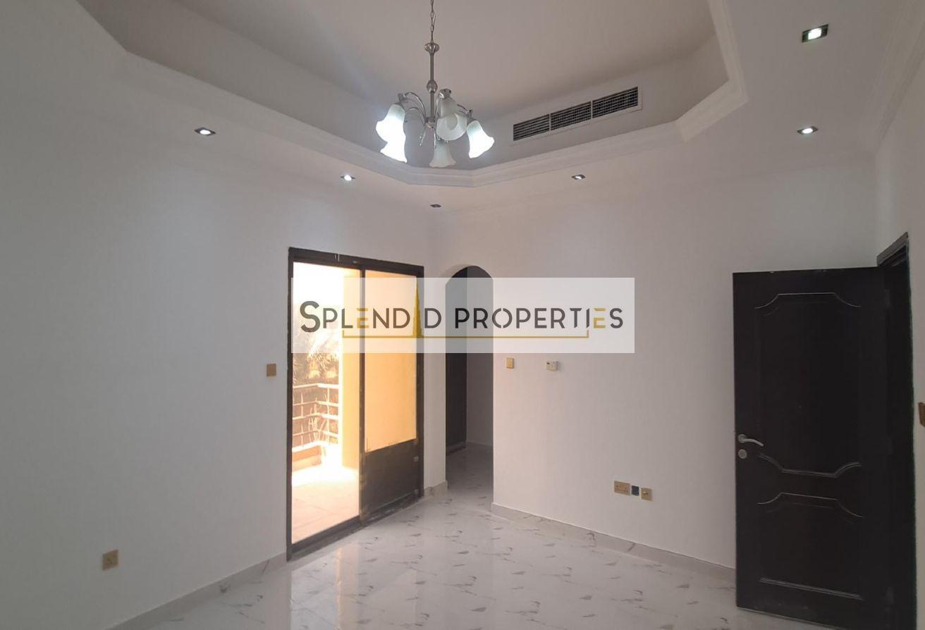 Attractive Independent 5 BED|Private Garden +Pool photo 18