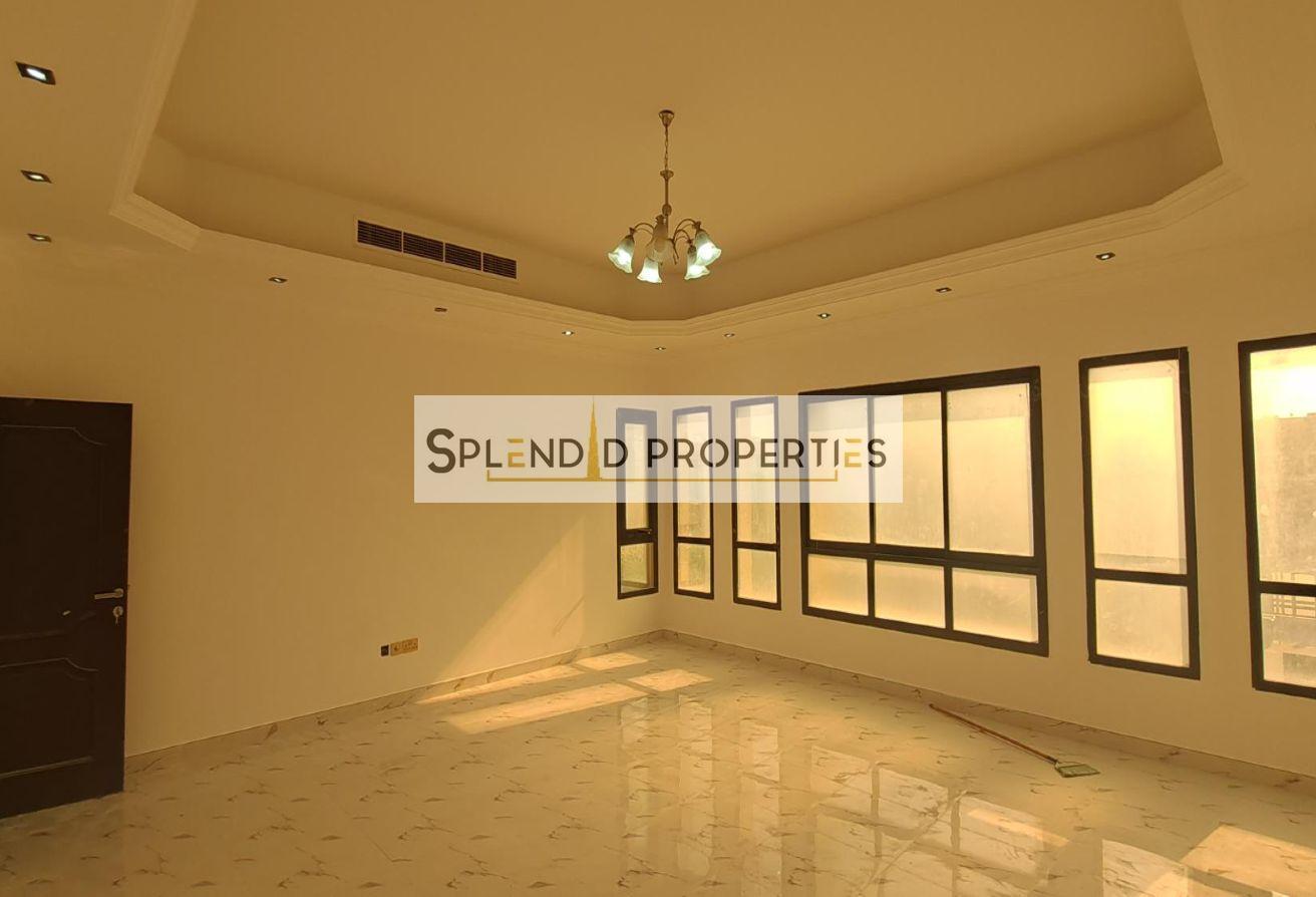 Attractive Independent 5 BED|Private Garden +Pool photo 21