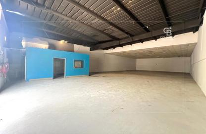 Warehouse - Studio - 1 for rent in Al Quoz - Dubai