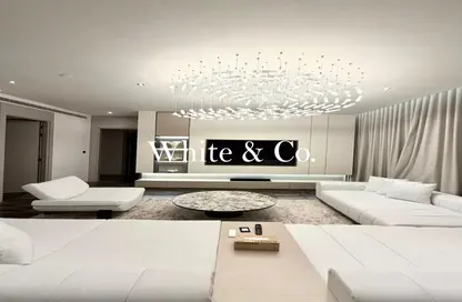 Apartment - 3 Bedrooms - 3 Bathrooms for sale in Damac Heights - Dubai Marina - Dubai