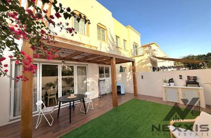 Villa - 2 Bedrooms - 3 Bathrooms for rent in Springs 12 - The Springs - Dubai