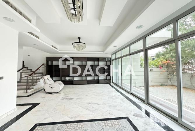 68689615 - Property Image 3