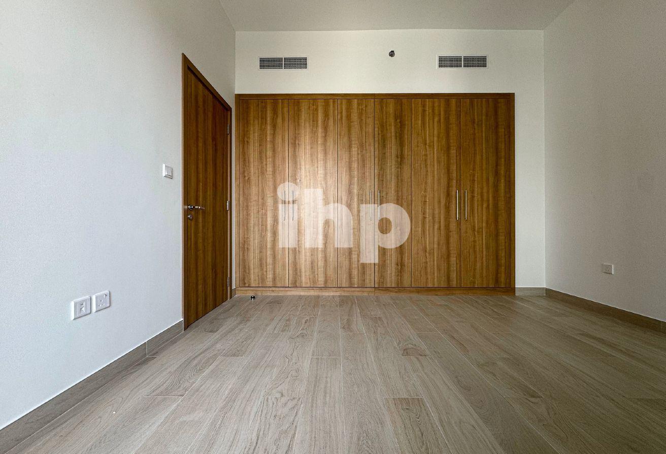 Luxury 1 bed | Amazing location | Vacant photo 9