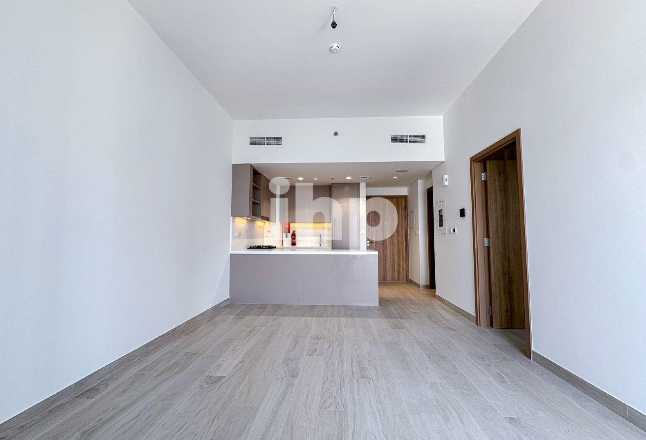 Luxury 1 bed | Amazing location | Vacant photo 3