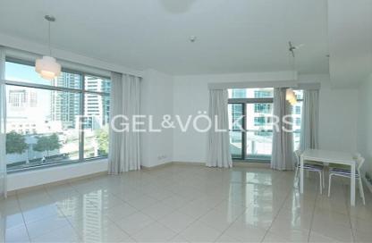 Apartment - 1 Bedroom - 2 Bathrooms for rent in Fairfield Tower - Park Island - Dubai Marina - Dubai