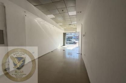 متجر - استوديو - 1 حمام للايجار في المنطقة الصناعية رقم 5 - المنطقة الصناعية بالشارقة - الشارقة متجر - استوديو - 1 حمام للايجار في المنطقة الصناعية رقم 5 - المنطقة الصناعية بالشارقة - الشارقة