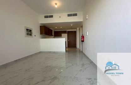 Apartment - 1 Bedroom - 2 Bathrooms for rent in Oasis 1 - Oasis Residences - Masdar City - Abu Dhabi Apartment - 1 Bedroom - 2 Bathrooms for rent in Oasis 1 - Oasis Residences - Masdar City - Abu Dhabi