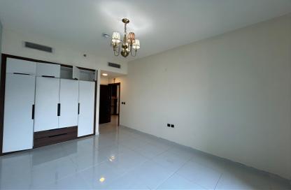Apartment - 2 Bedrooms - 2 Bathrooms for rent in Lawnz by Danube Block 4 - Lawnz by Danube - International City - Dubai