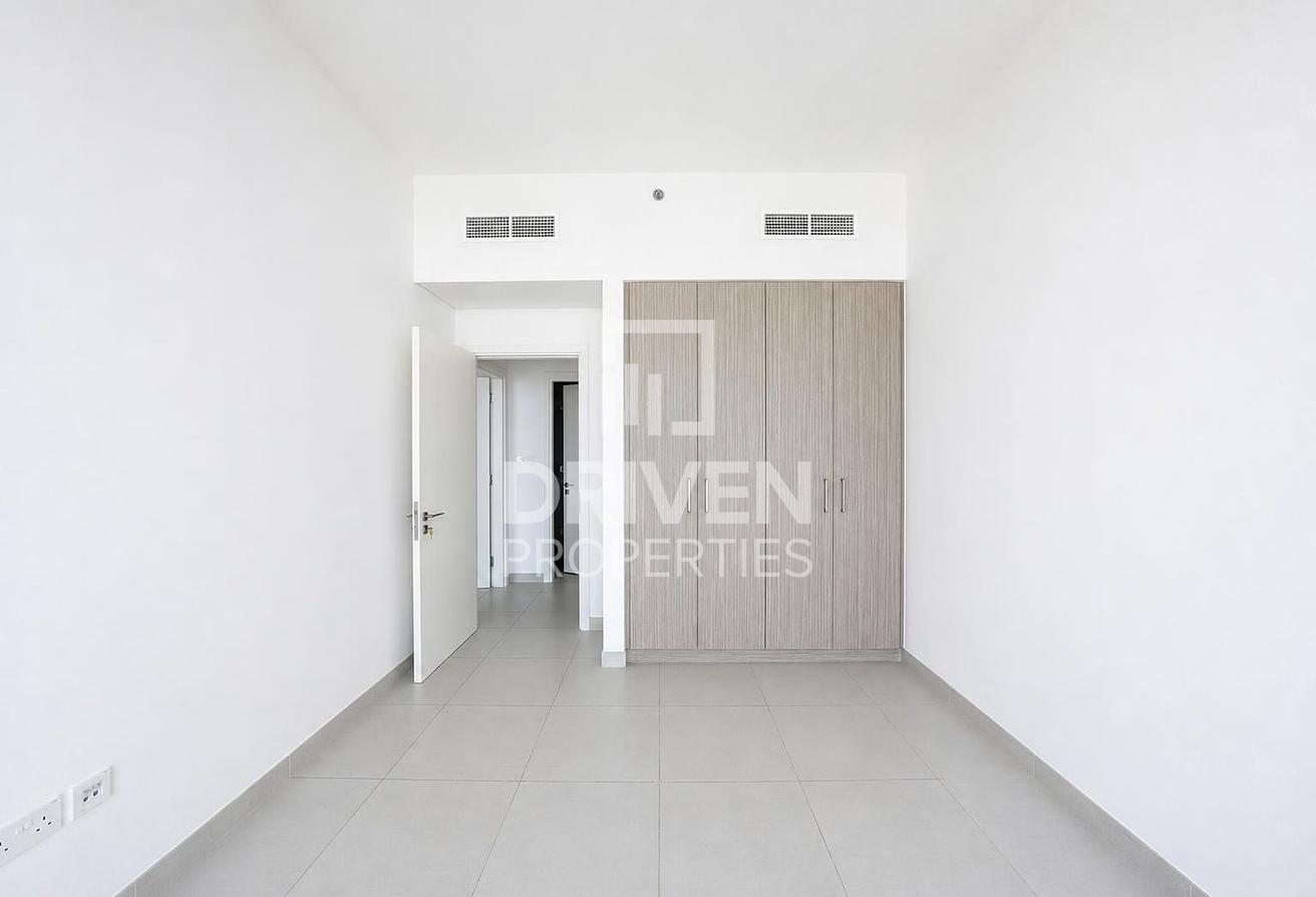 High Floor | Park and Creek Views | Spacious Apt photo 9