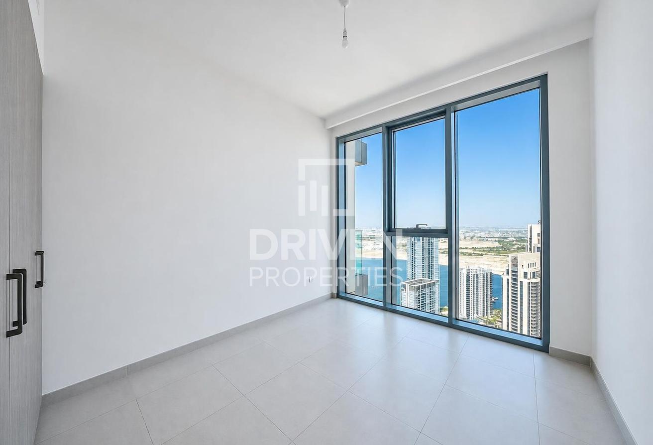 High Floor | Park and Creek Views | Spacious Apt photo 7