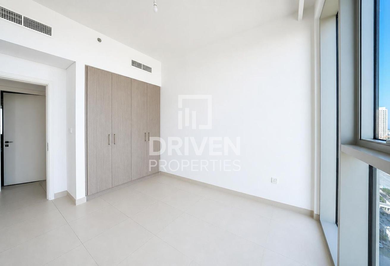 High Floor | Park and Creek Views | Spacious Apt photo 8
