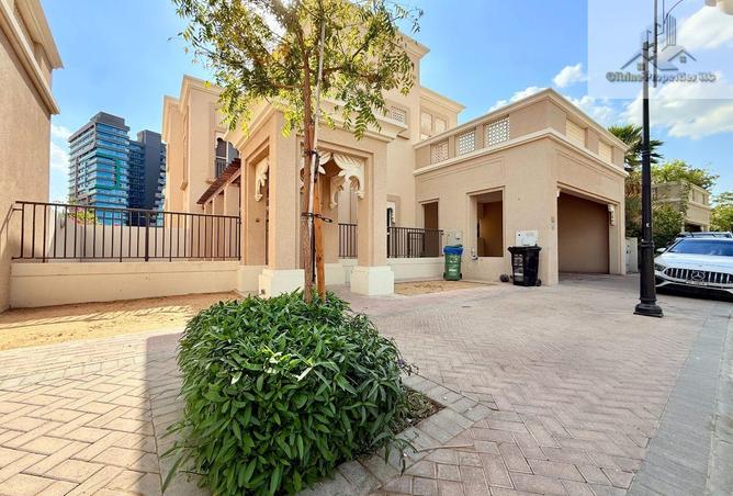 56979369 - Property Main Image