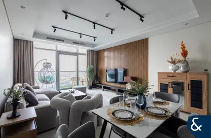 شقة - 2 غرف نوم - 2 حمامات للايجار في فندق ومساكن برج باراماونت - الخليج التجاري - دبي