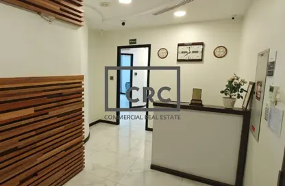 مكتب - استوديو - 1 حمام للايجار في صبحة زفير - الخليج التجاري - دبي