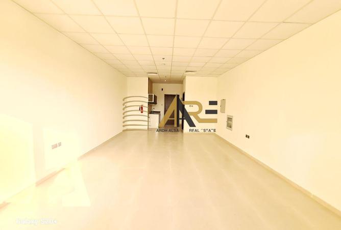 141913805 - Property Image 2