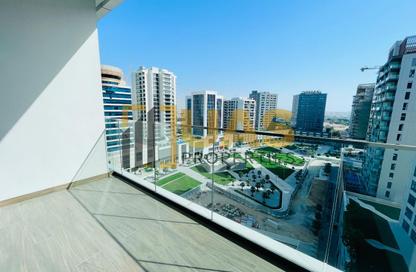 Apartment - Studio - 1 Bathroom for rent in SOL Bay - Business Bay - Dubai