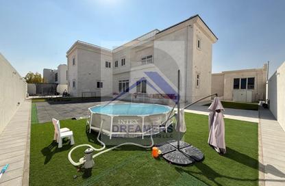 Villa - 5 Bedrooms - 7 Bathrooms for rent in Nad Al Sheba 2 - Nad Al Sheba - Dubai