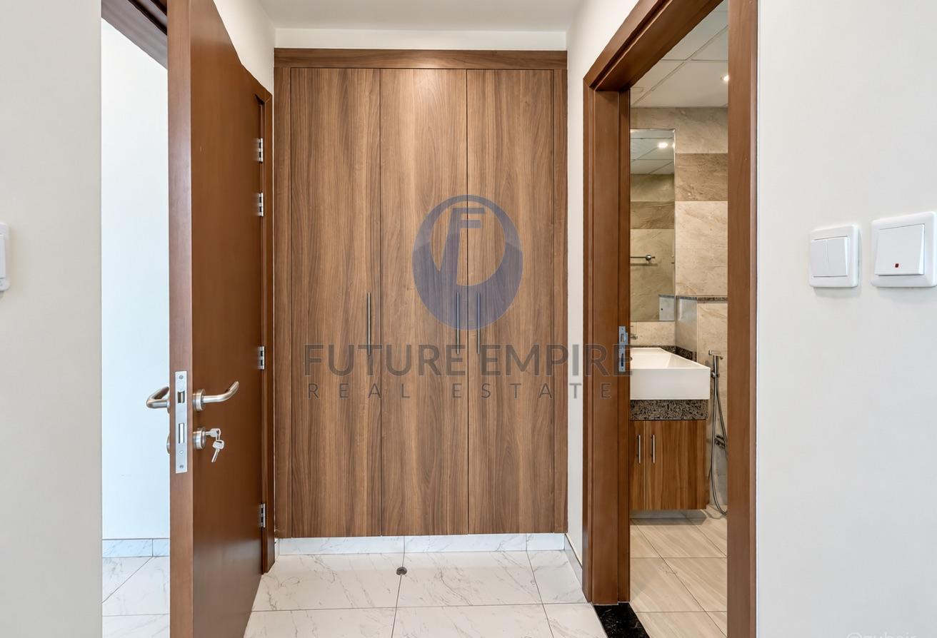 Burjman Mall Storage Laundry | Urgent Move In Only photo 9