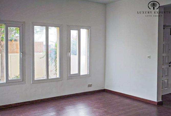 92244398 - Property Image 3