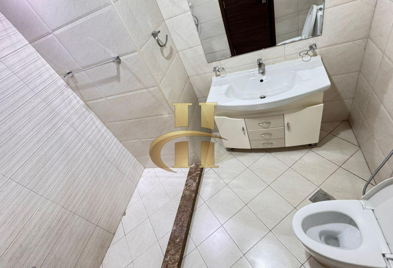 Elegant | Modern Living | Spacious | Ready to move photo 8
