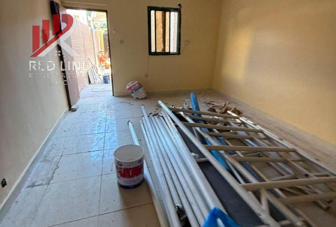 98271201 - Property Image 3