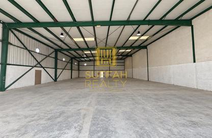 Warehouse - Studio - 3 for rent in Al Quoz Industrial Area 3 - Al Quoz Industrial Area - Al Quoz - Dubai