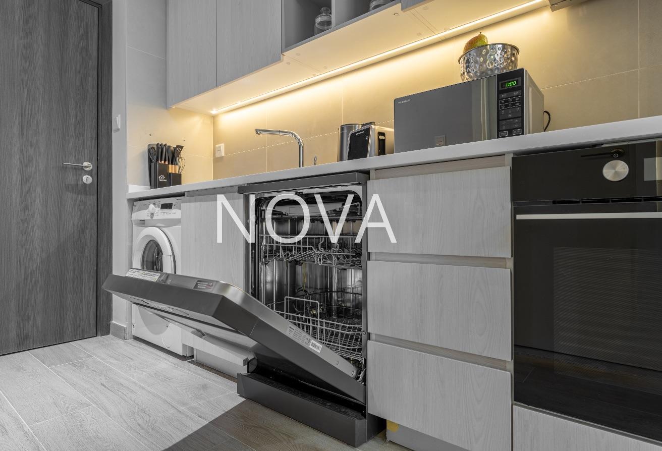 Bills Included! NOVA Skyline Studio Busines Bay photo 12