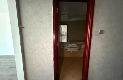 Apartment - 2 Bedrooms - 3 Bathrooms for rent in Corniche Tower - Ajman Corniche Road - Ajman Apartment - 2 Bedrooms - 3 Bathrooms for rent in Corniche Tower - Ajman Corniche Road - Ajman