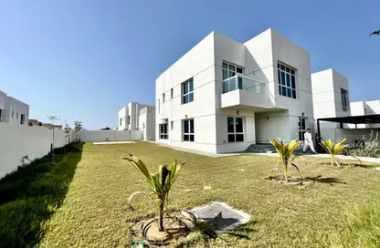 Villa - 4 Bedrooms - 6 Bathrooms for rent in Al Azra - Al Riqqa - Sharjah