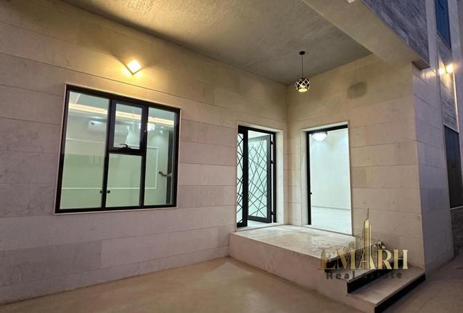 145048579 - Property Image 2