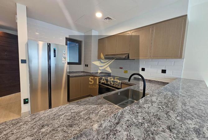 122910530 - Property Image 2
