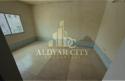 Apartment - Studio - 1 Bathroom for rent in Al Mowaihat 3 - Al Mowaihat - Ajman Apartment - Studio - 1 Bathroom for rent in Al Mowaihat 3 - Al Mowaihat - Ajman