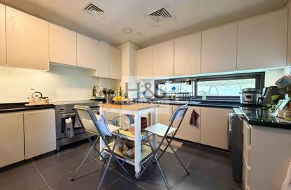 Townhouse - 3 Bedrooms - 5 Bathrooms for sale in Trinity - Damac Hills - Dubai