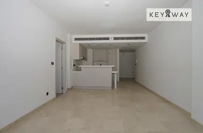 شقة - غرفة نوم - 2 حمامات للايجار في سكاي جاردنز - مركز دبي المالي العالمي - دبي