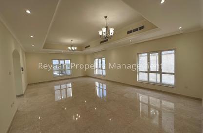 Villa - 7 - 7+ for rent in Nad Al Sheba Villas - Nad Al Sheba 3 - Nad Al Sheba - Dubai