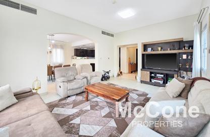 Villa - 2 Bedrooms - 2 Bathrooms for rent in District 16J - Jumeirah Village Circle - Dubai