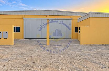 Warehouse - Studio - 2 for sale in Al Hayl - Fujairah