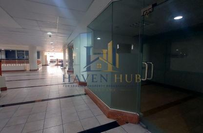 Shop - Studio for rent in Karama Gold Building - Al Karama - Dubai