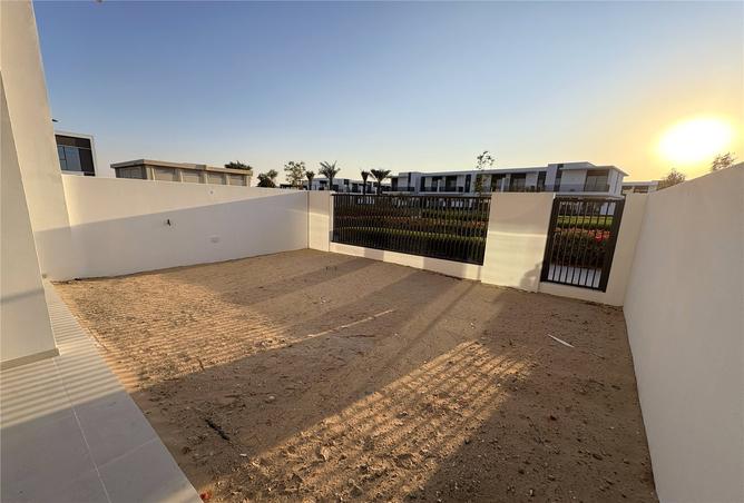 16043110 - صورة العقار 2