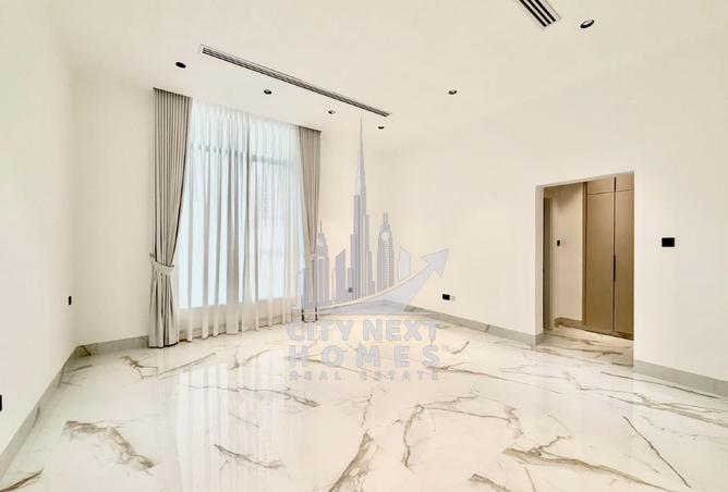 EXCLUSIVE 4BR VILLA |MAJLIS |MODEREN LAYOUT photo 3